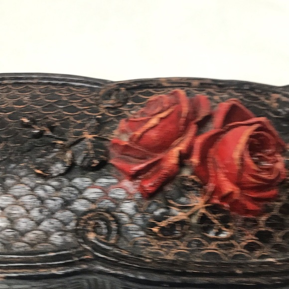 Black Red Rose Three Compartment Lidded Jewelry Box - Picture 2 of 9